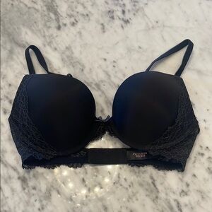 Victoria's Secret Dream Angels push-up Black Lace Bra